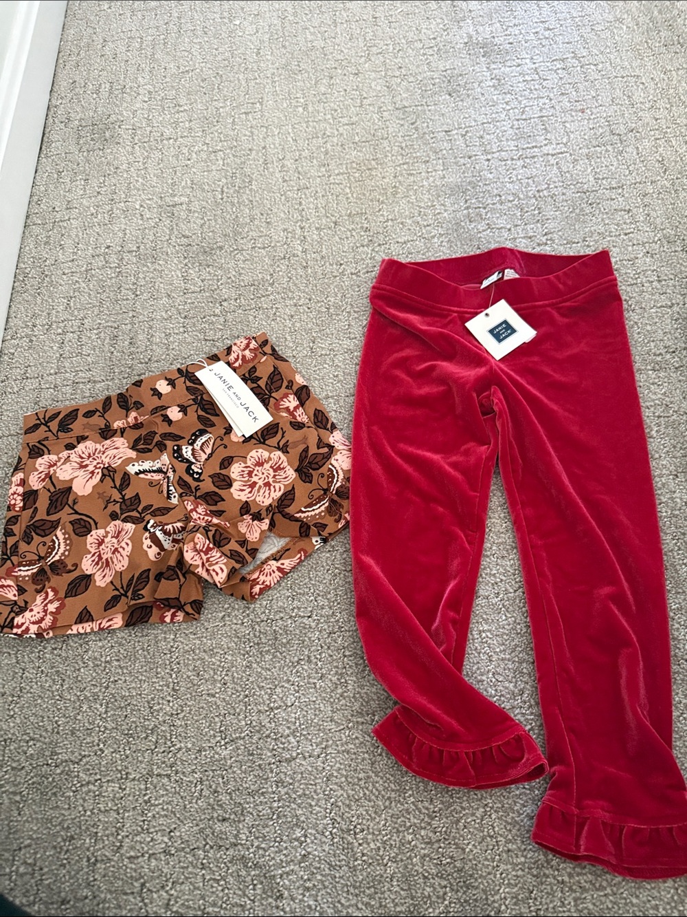 Nwt Janie and jack size 4 bottoms